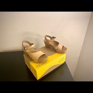Dansko Tasha Veg Tan Natural